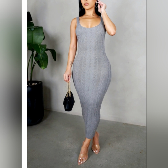 034. RIBBED KNIT TANK DRESS WITH CARDIGAN - Picture 3 of 4